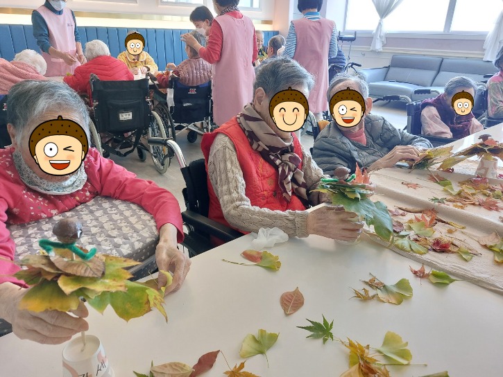 도토리 인형을 만들어 보아요.jpg